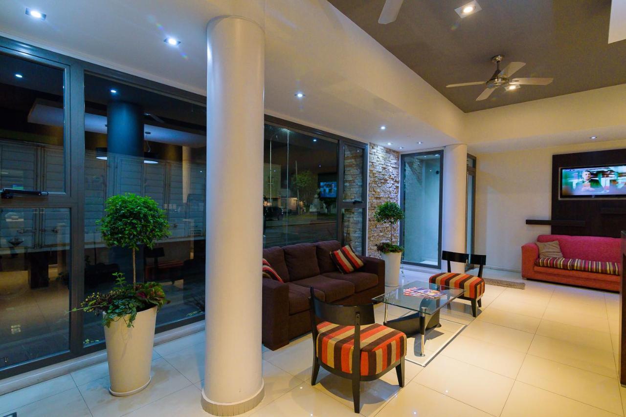 Coé Verá Hotel Paraná